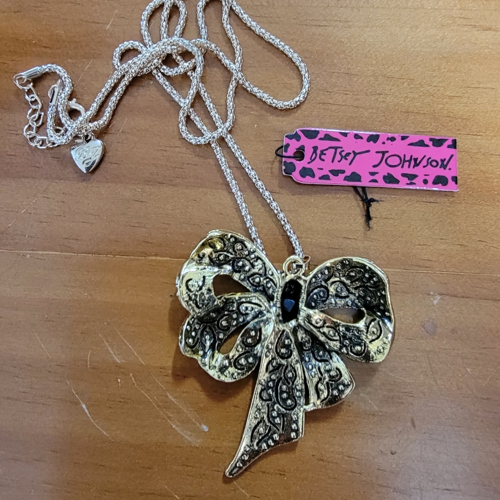 NWT Betsey Johnson Green Bow Necklace - Picture 4 of 4